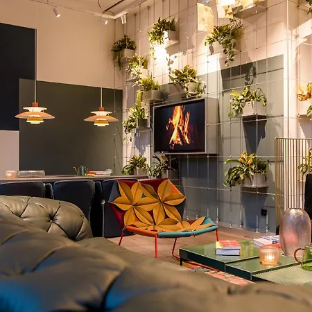 Hotel One Rotterdam