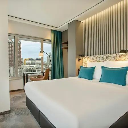 One 3* Rotterdam